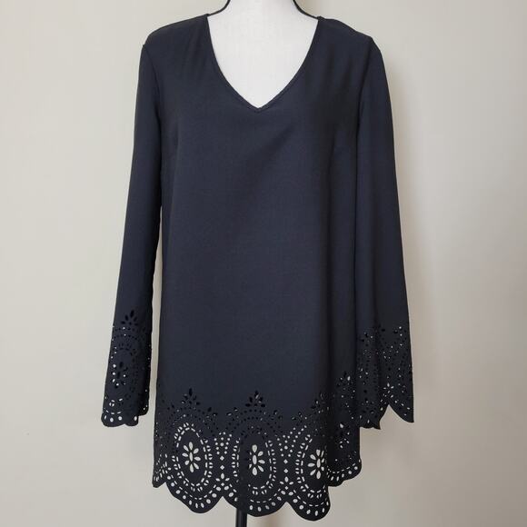 EUC Catalina L/G (12-14) Laser Cut Tunic Swimwear Cover Up V-Neck Long Sleeve - Picture 1 of 13